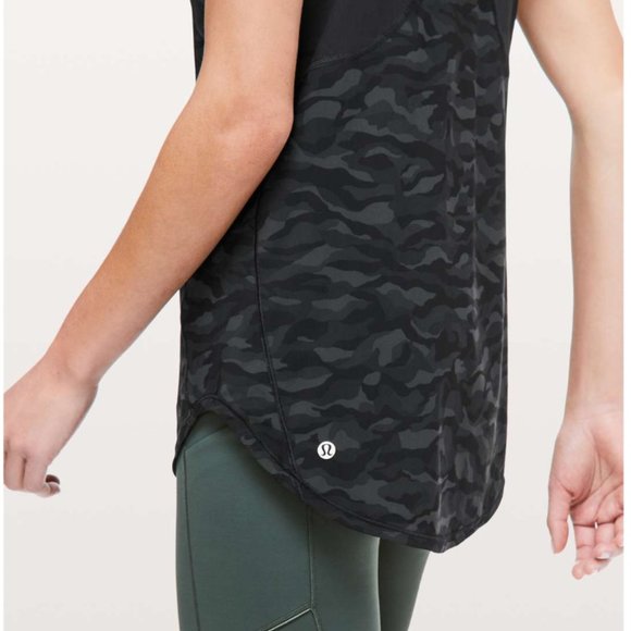 Lululemon Sculpt Tank II Sequoia Camo Print Deep Coal Black/Black 4 - Picture 5 of 13